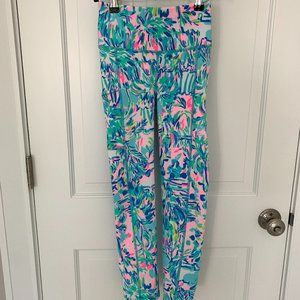 Lily Pulitzer UPF 50+ Luxletic 24" Weekender High-Rise Midi Legging